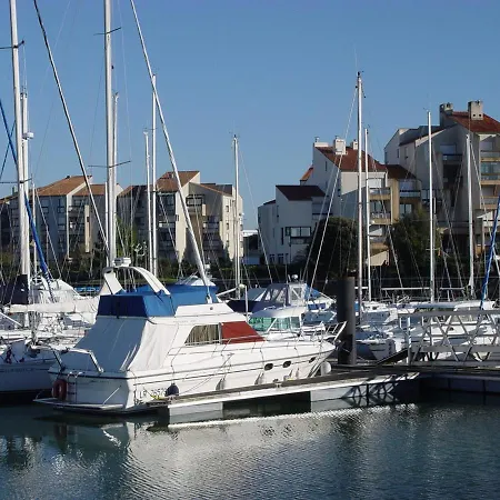 Appartement La Rochelle, 1 Pièce, 2 Personnes - Fr-1-551-29