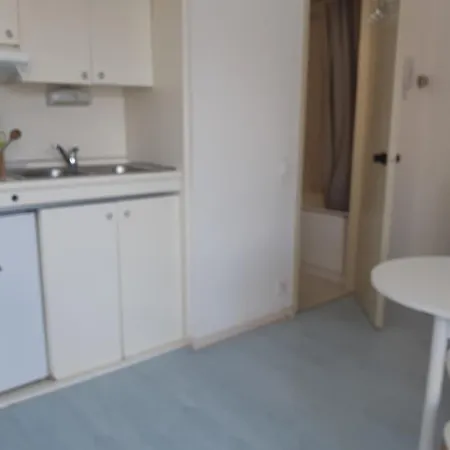 Appartement La Rochelle, 1 Pièce, 2 Personnes - Fr-1-551-29